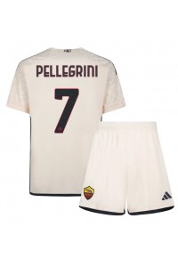 AS Roma Lorenzo Pellegrini #7 Jalkapallovaatteet Lasten Vieraspeliasu 2023-24 Lyhythihainen (+ Lyhyet housut)
